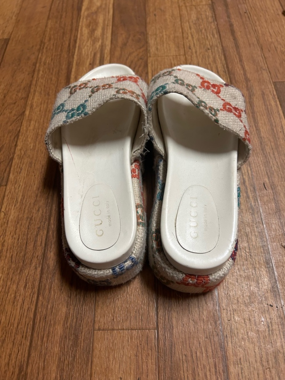 Gucci White Footbed Multicolor GG Canvas Slides - Picture 4 of 7
